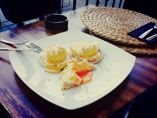 STUDIO '68 Kitchen & Bar